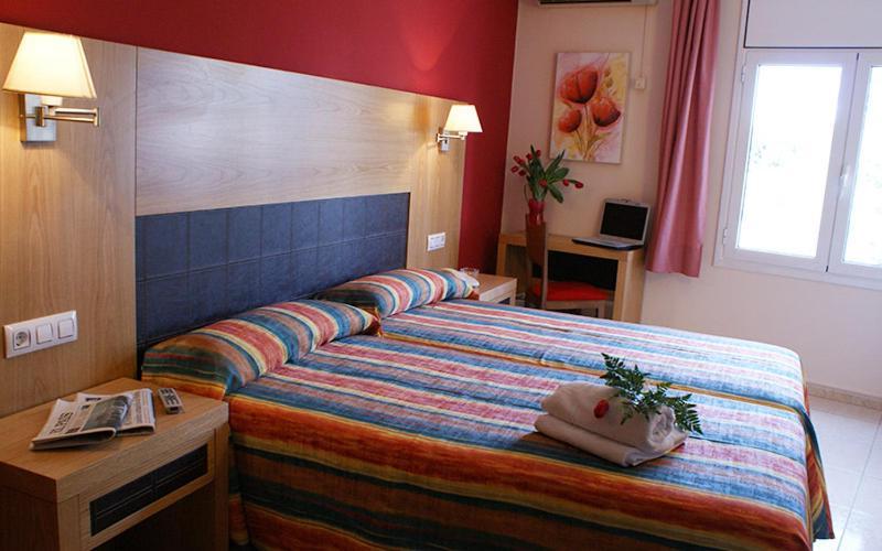 Hotel Europa Фигерас Экстерьер фото
