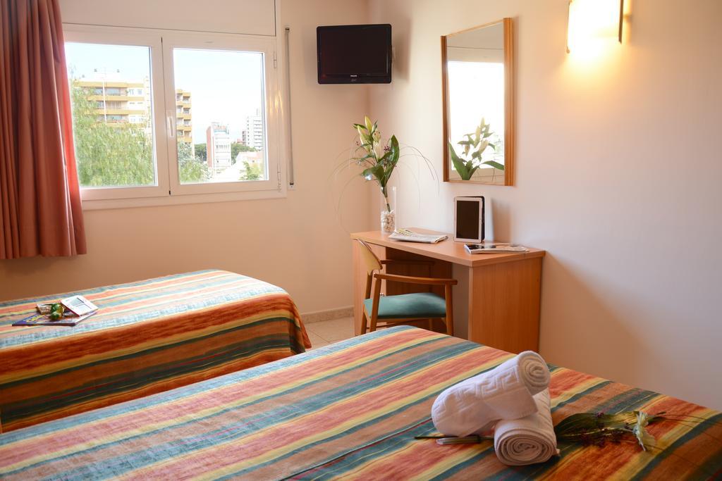 Hotel Europa Фигерас Экстерьер фото